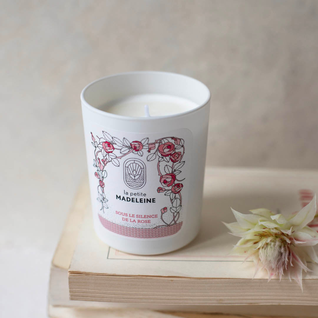 La Petite Madeleine Bougie Parfumée 180g parfum Sous le Silence de la Rose